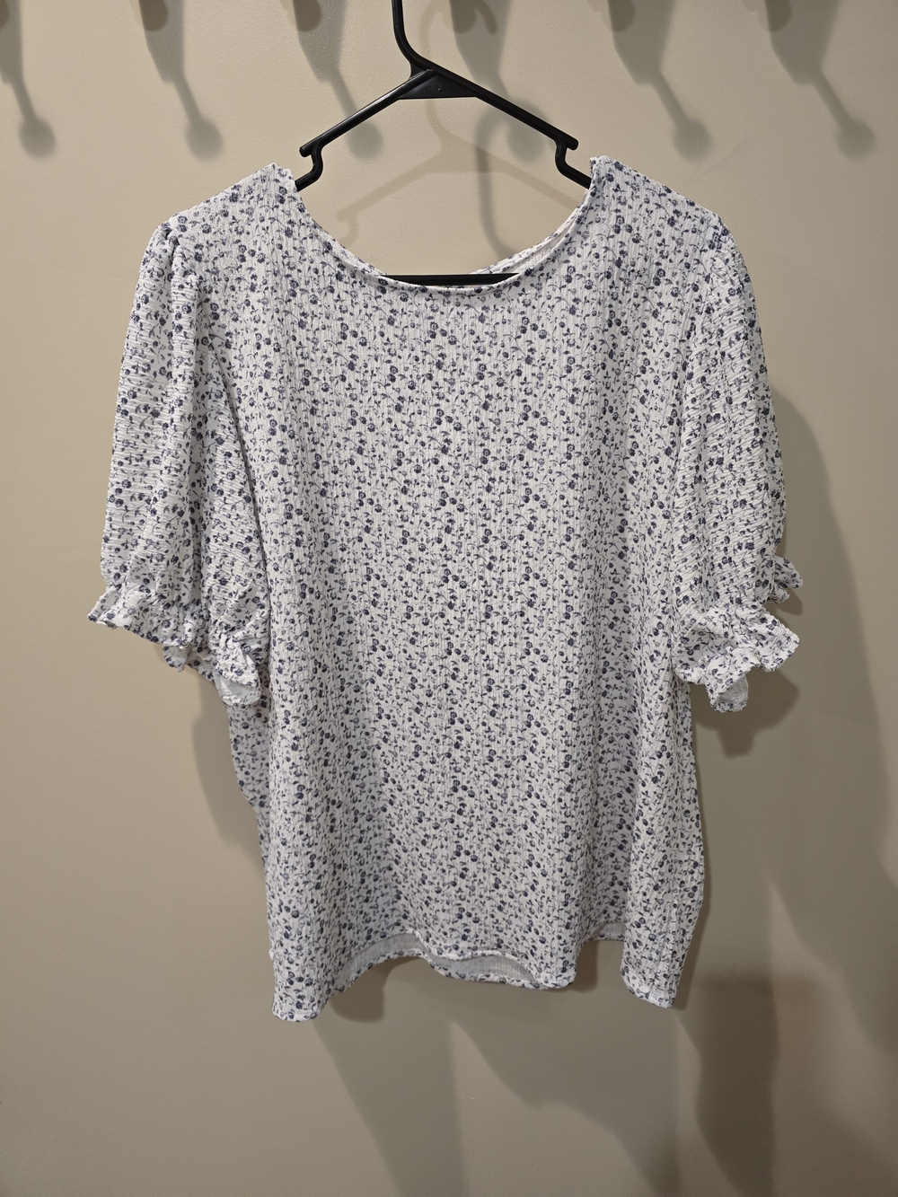 Dokotoo 2XL Blue Floral Ruffle Sleeve Women’s Top